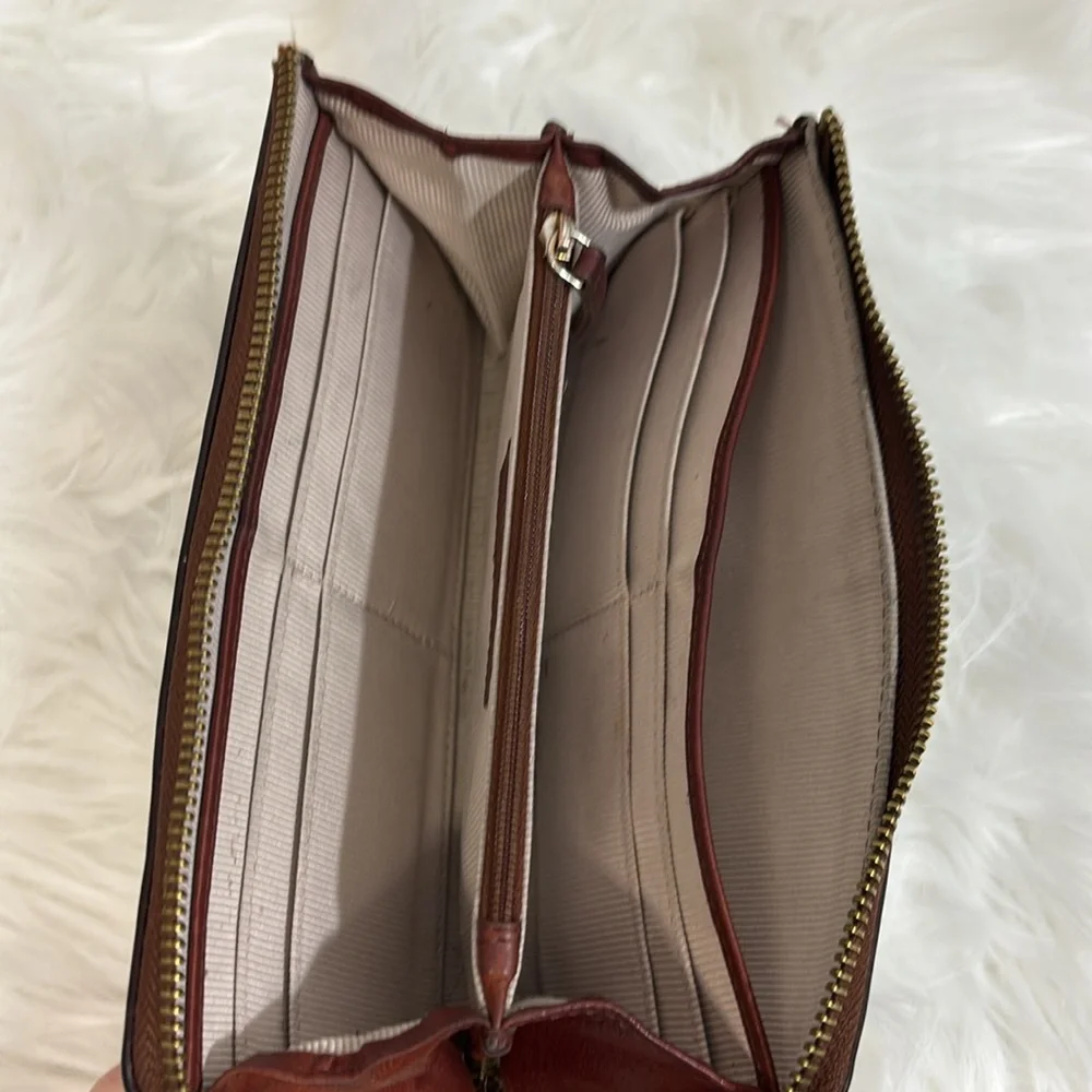 Margot leather Wallet brown red gold zipper